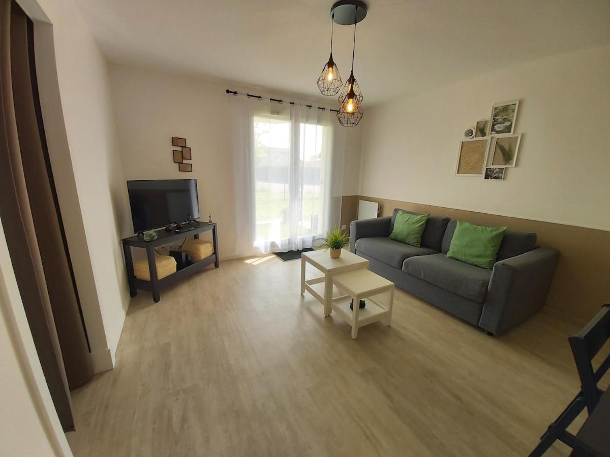 Le Sporting Land - Avec Entree Autonome, Parking Prive & Sa Piscine ! - Apartment Gaillac Ngoại thất bức ảnh