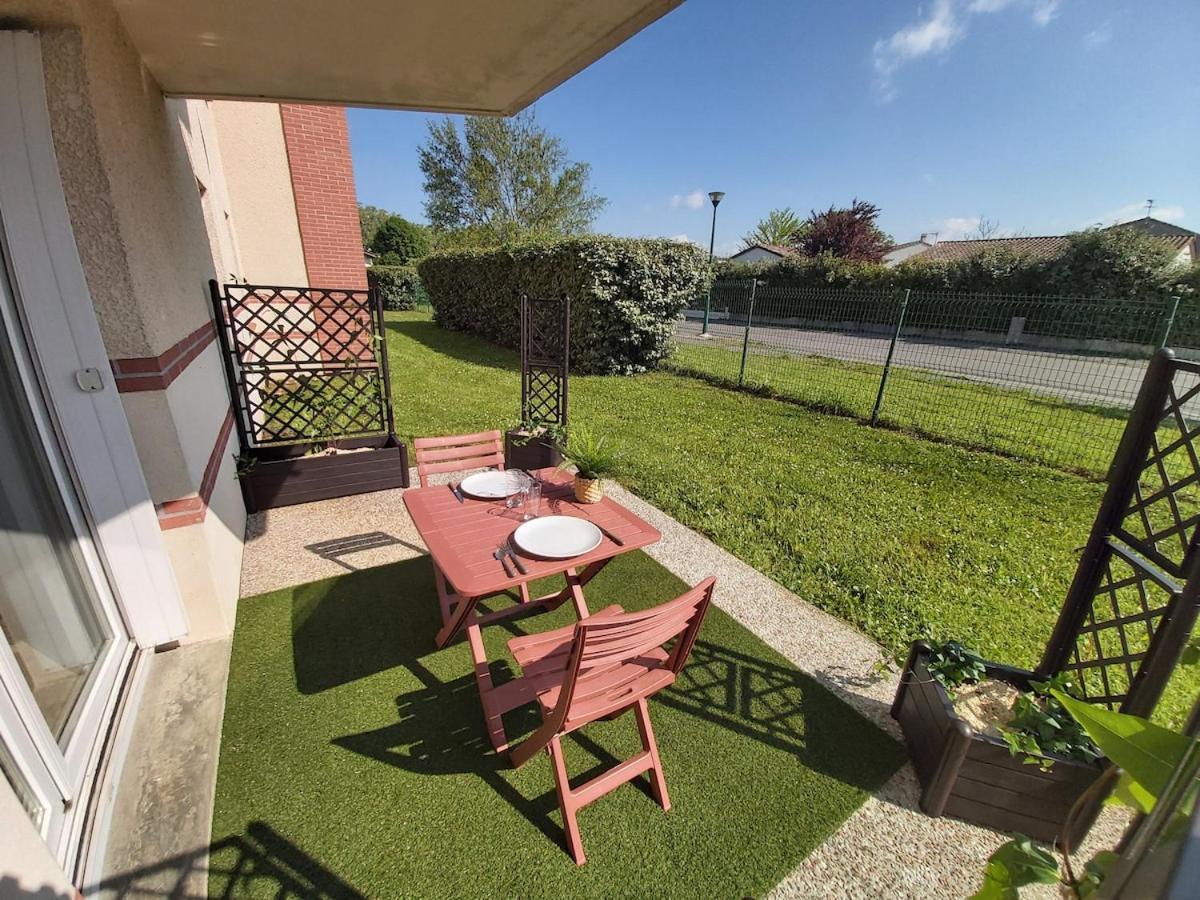 Le Sporting Land - Avec Entree Autonome, Parking Prive & Sa Piscine ! - Apartment Gaillac Ngoại thất bức ảnh