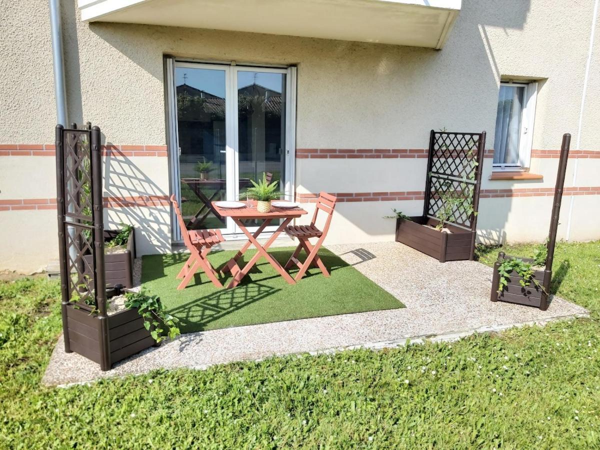 Le Sporting Land - Avec Entree Autonome, Parking Prive & Sa Piscine ! - Apartment Gaillac Ngoại thất bức ảnh